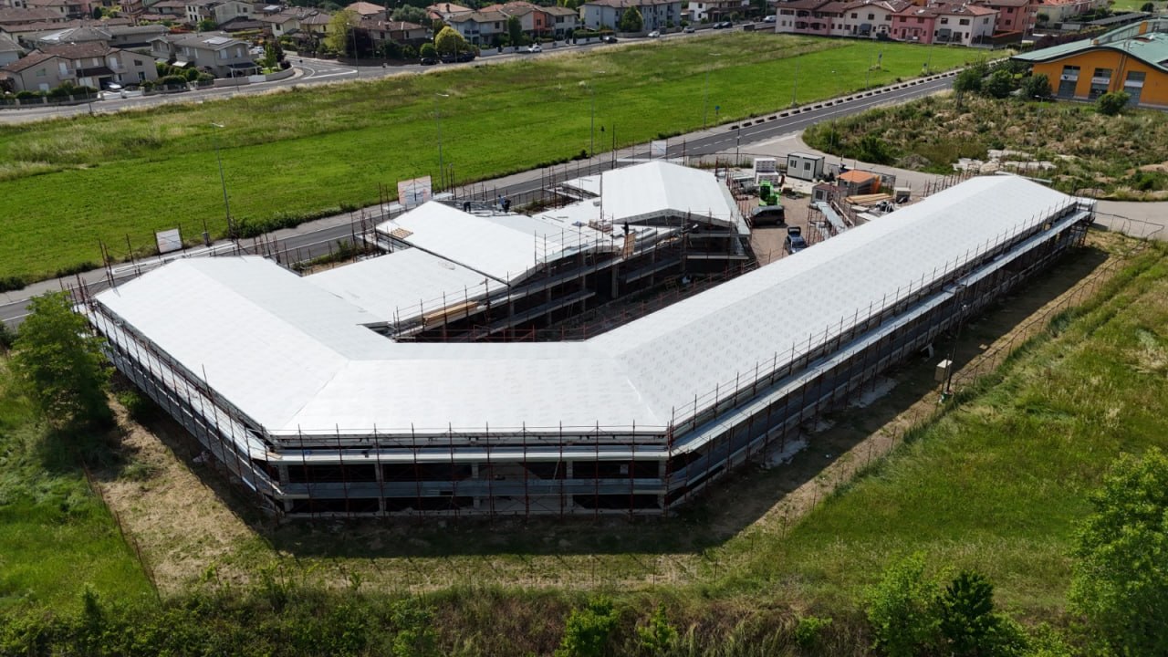 Cantiere commerciale in corso – Studio Tecnico Verona
